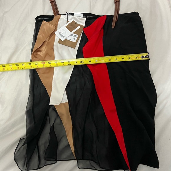 BURBERRY SILK TOP - Picture 9 of 14